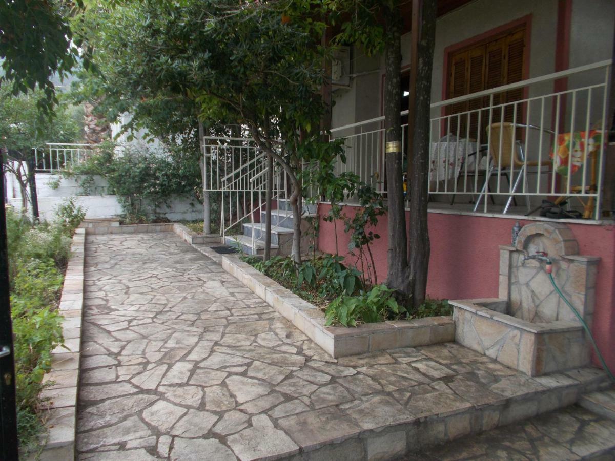 Α Lovely Home For A Summer Vacation Asproválta Ngoại thất bức ảnh