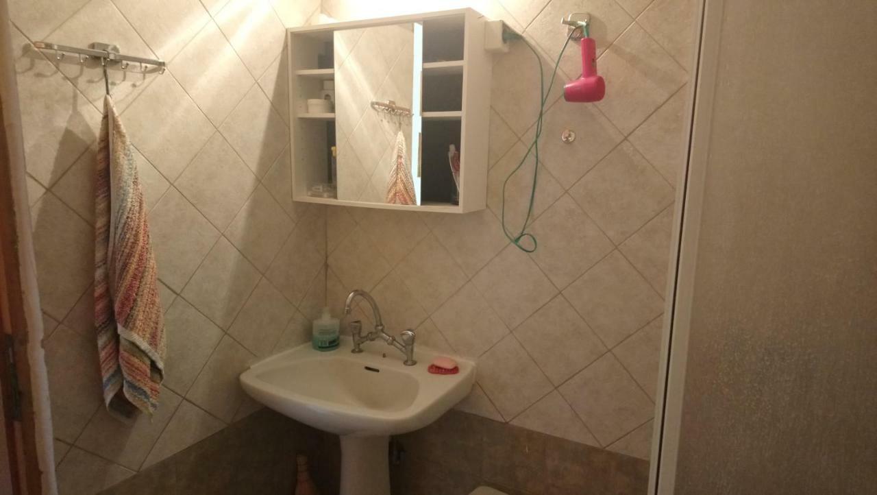 Α Lovely Home For A Summer Vacation Asproválta Ngoại thất bức ảnh